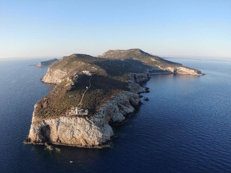 Giro completo con vista sulla costa di Levanzo